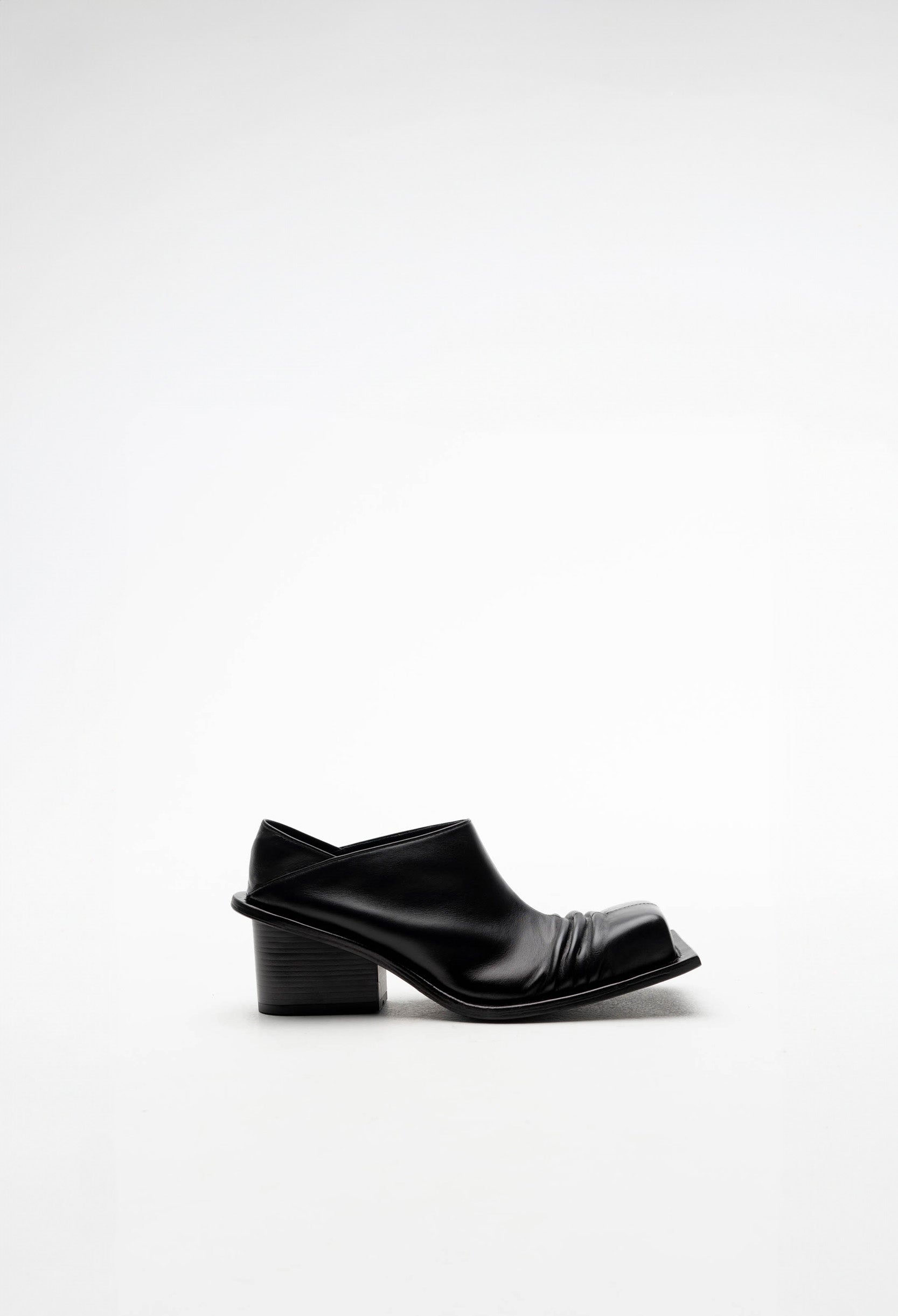 靴 FOOT INDUSTRY LEATHER MULES KNITTING FOOT INDUSTRY(フットインダストリー)“足”に奉仕するプロダクト
