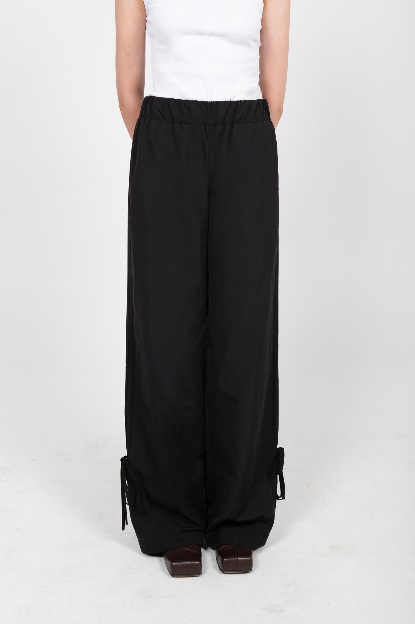 GIADA BOW/BLACK STRIPE NYLON TROUSERS IN BLACK (REGULAR)