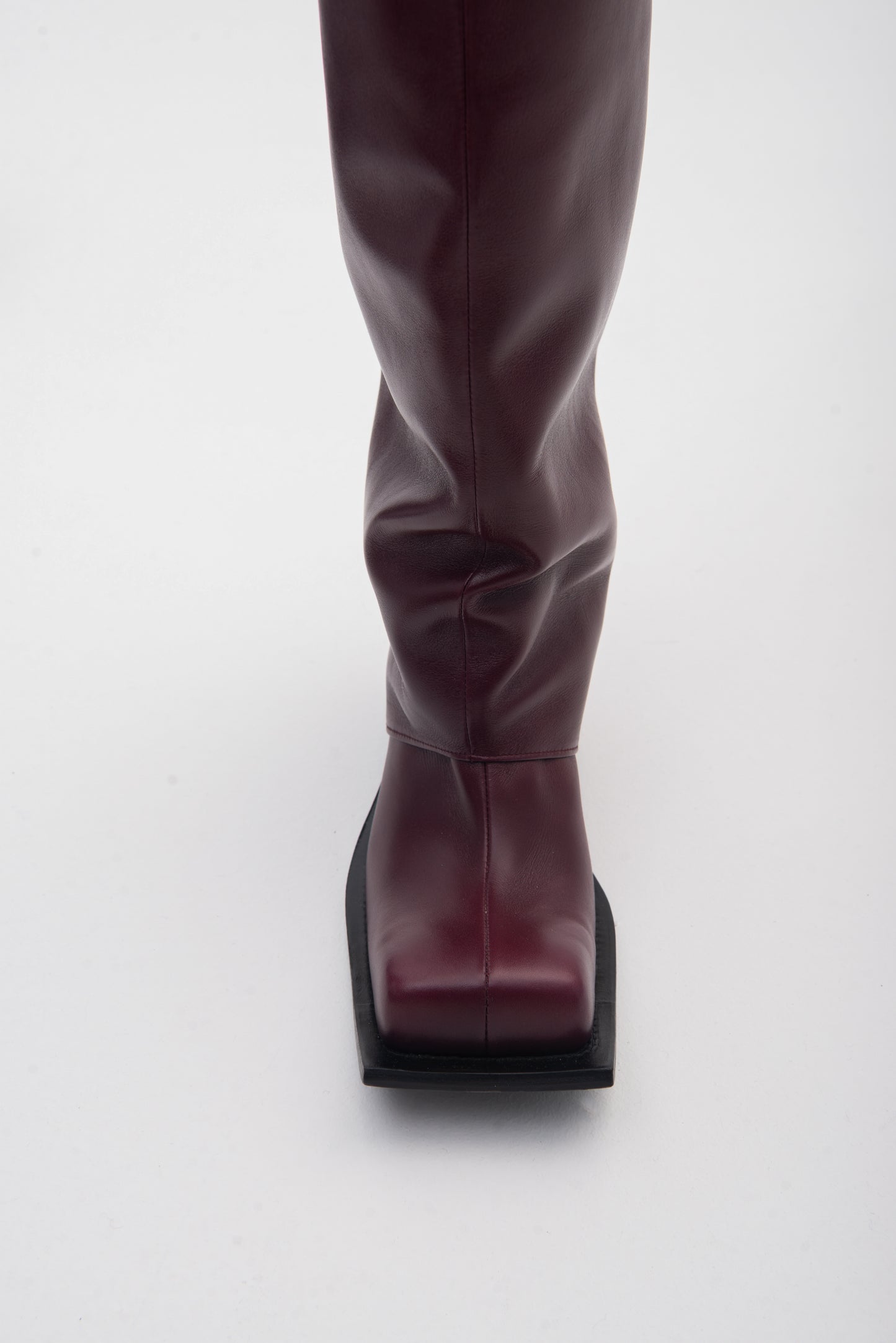 HAVVA CHUNKY HEEL TALL BOOTS IN DARK CHERRY