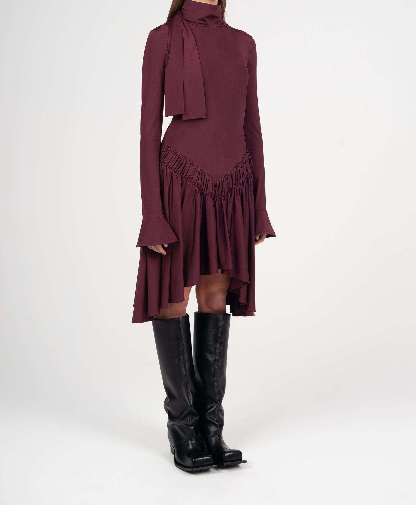 SAMIA DRESS IN BURGUNDY