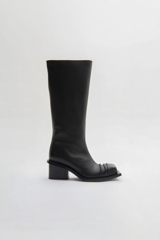 CHUNKY HEEL CLASSIC SQUARE TOE BOOTS IN BLACK