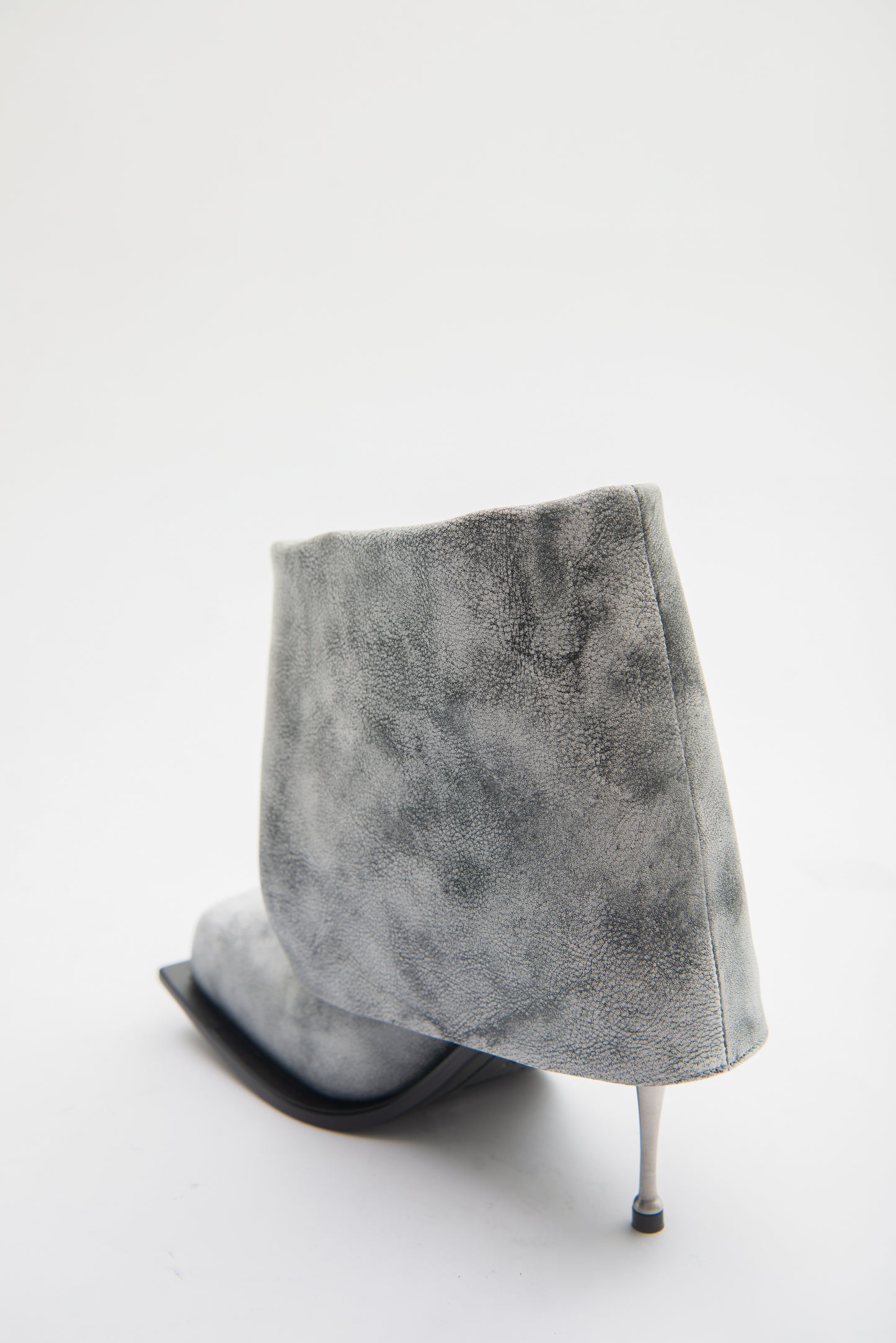 IMAN STILETTO HEEL BOOTS IN WHITE VINTAGE PATINA