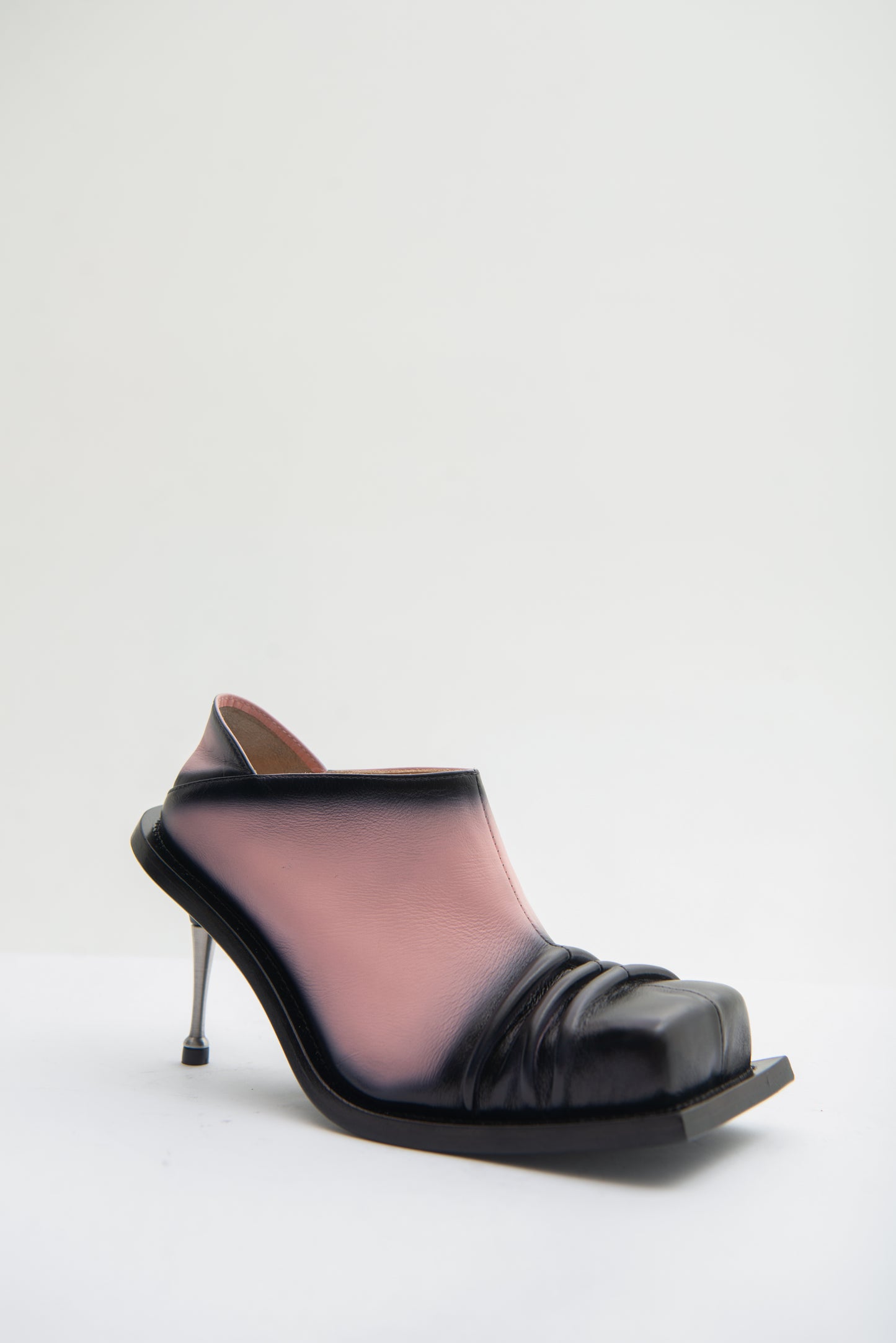 CONVERTIBLE MULE-PUMPS IN BABY PINK/BLACK OMBRÉ