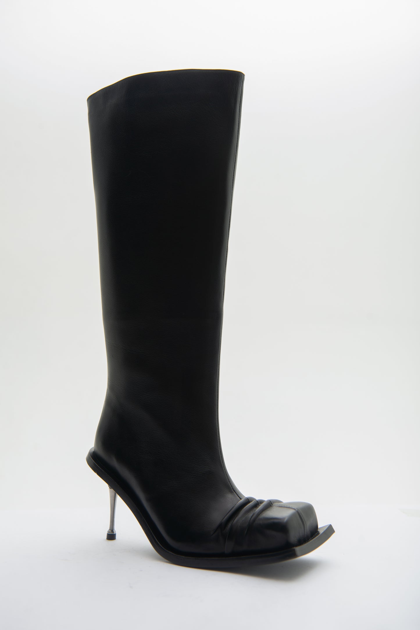 STILETTO HEEL CLASSIC SQUARE TOE BOOTS IN BLACK