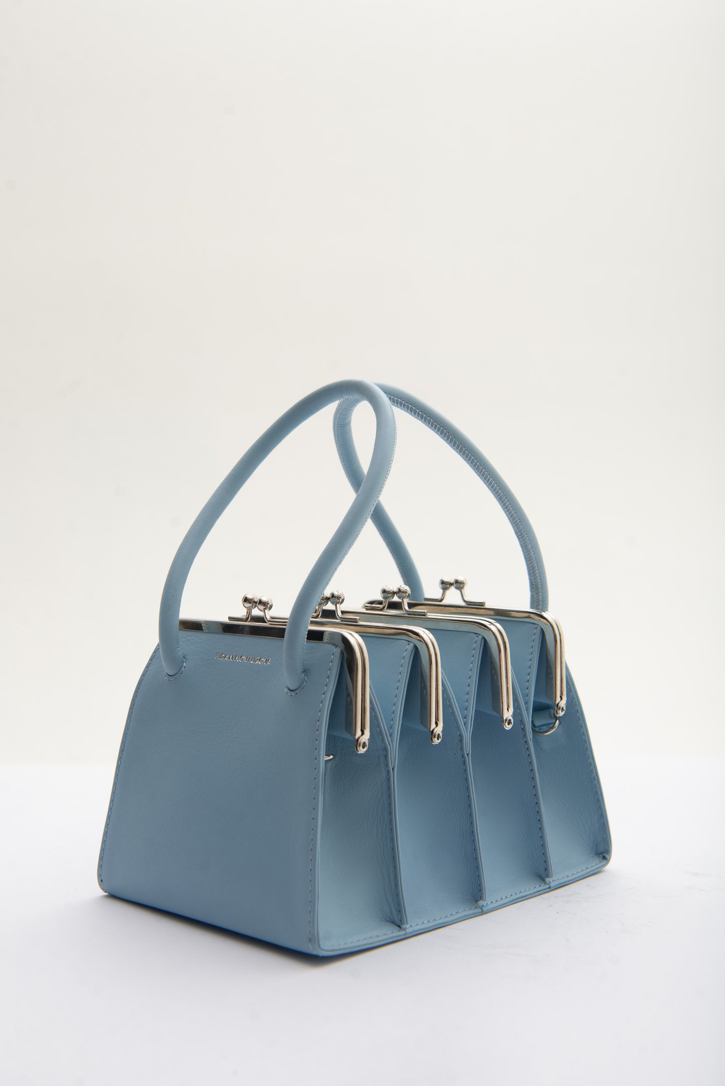 BOA FOUR CLASP BAG IN BABY BLUE