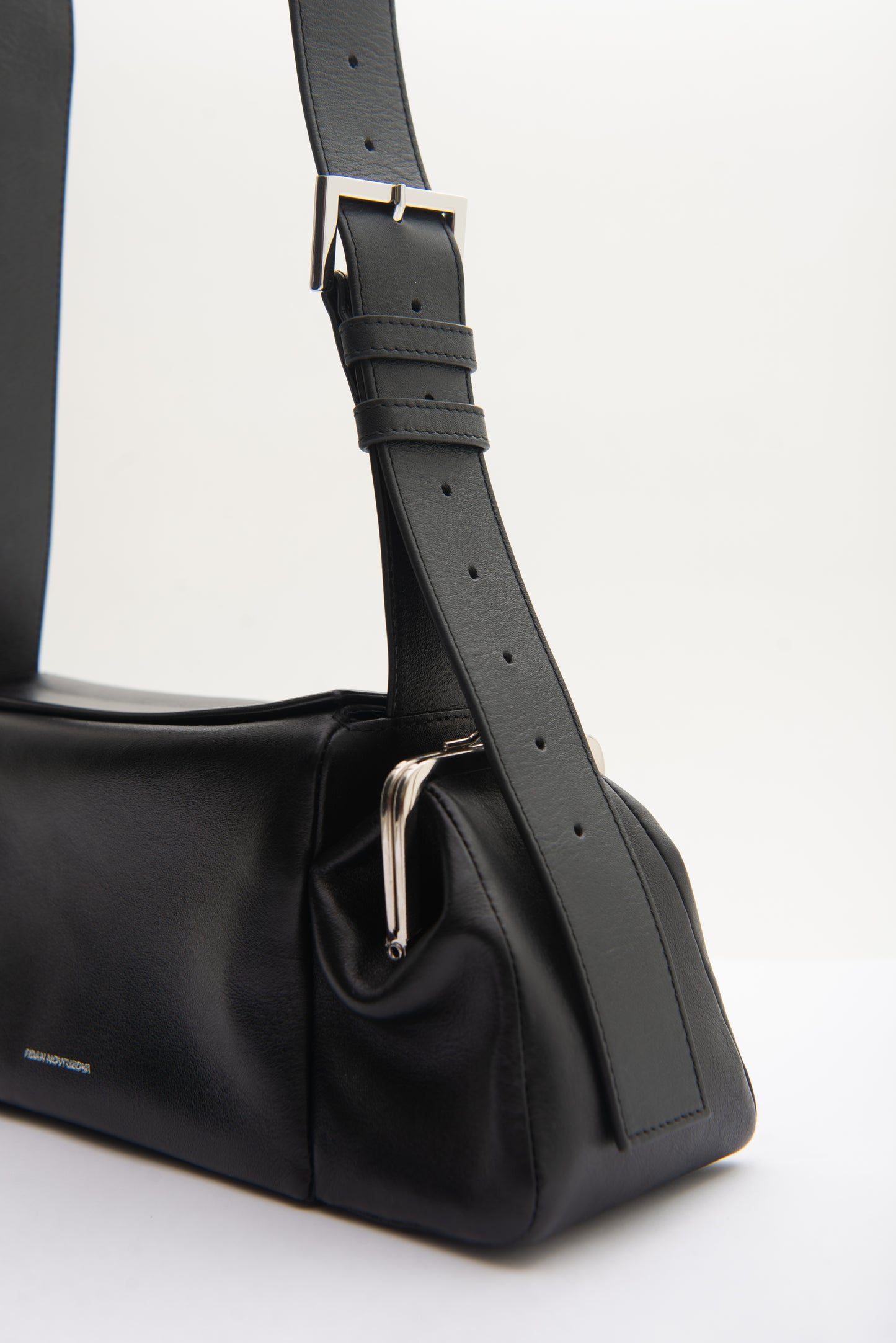 LALA LEATHER BAG IN BLACK