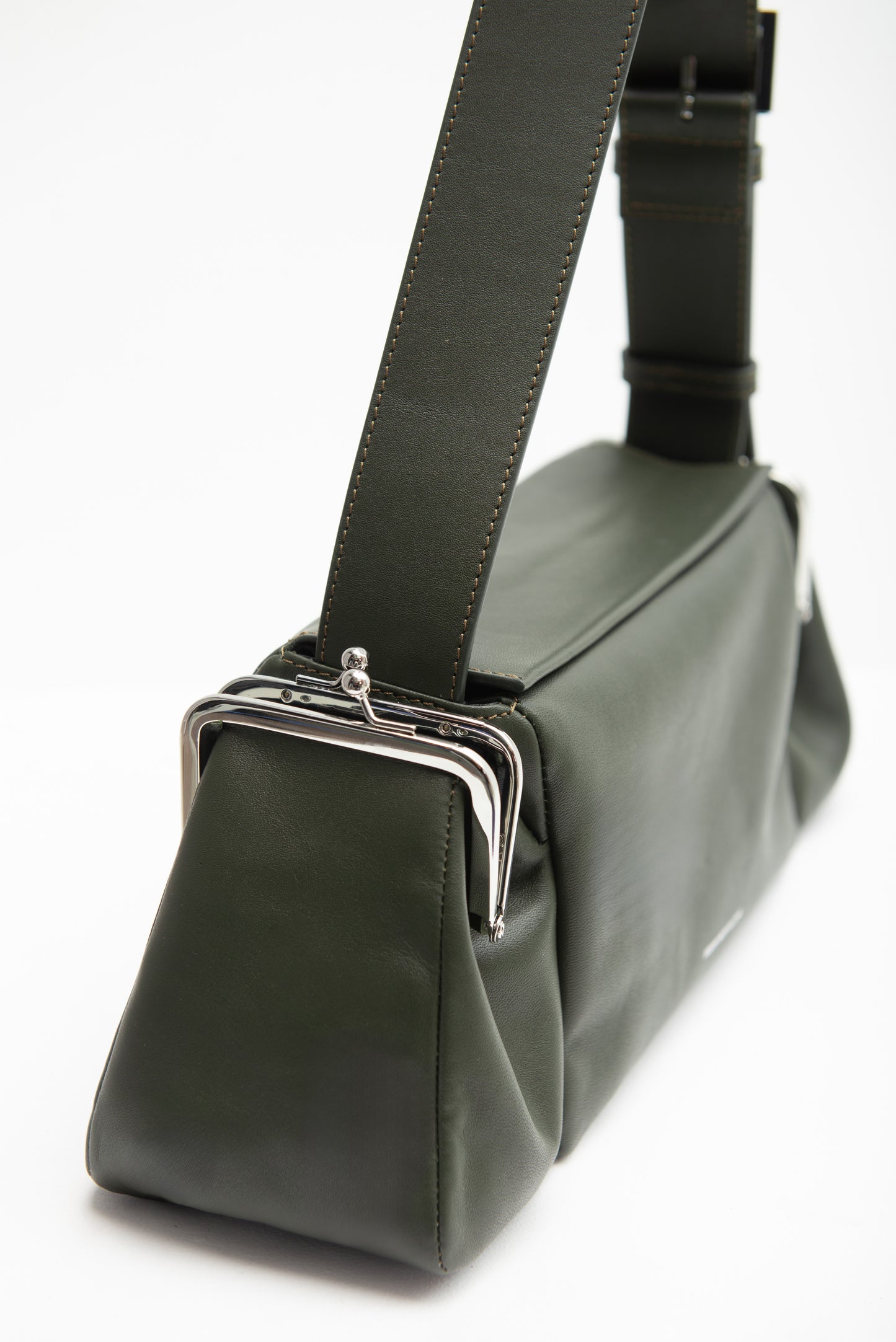 LALA LEATHER BAG IN BLACK IN DARK GREEN