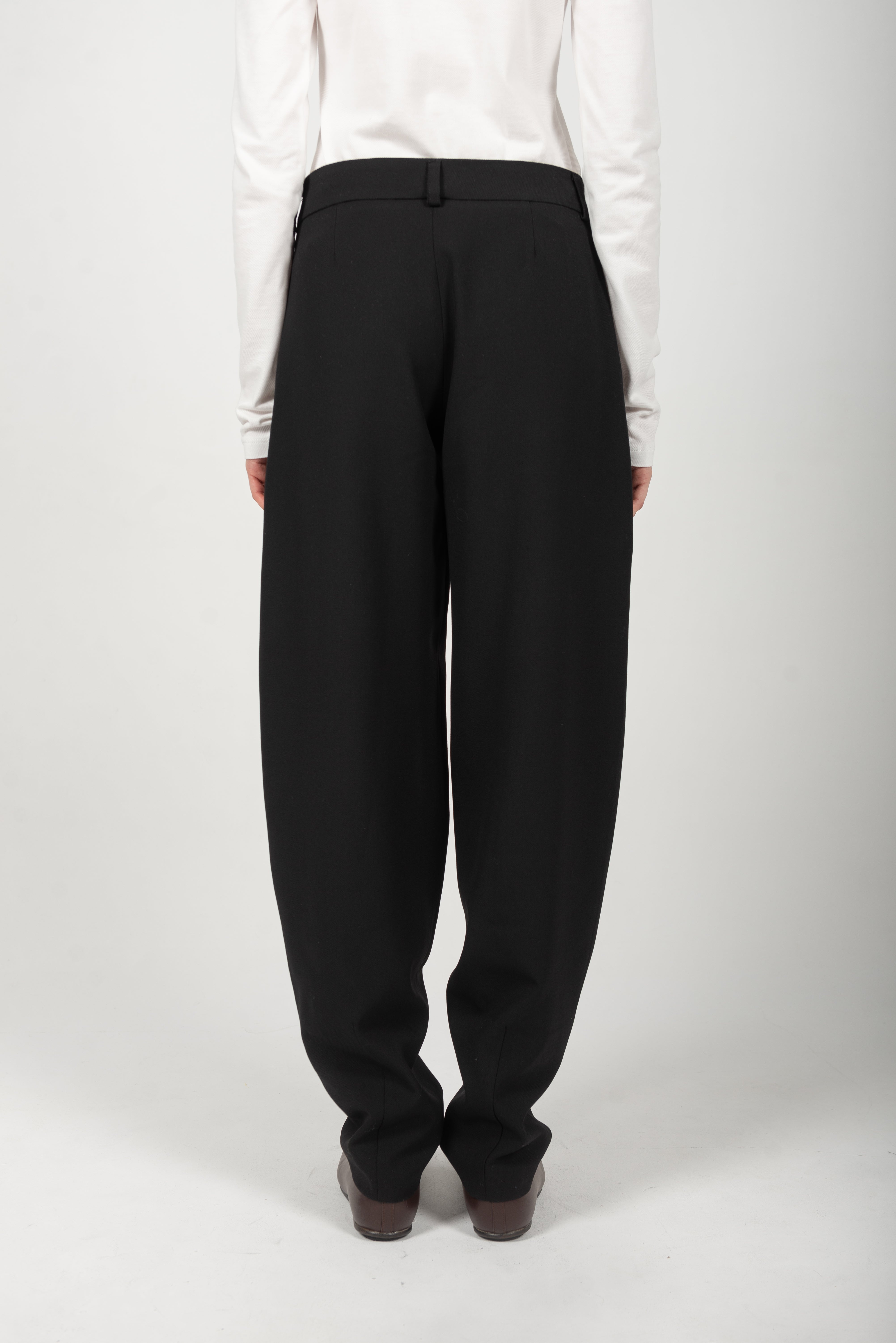 KLARA BANANA TROUSERS – FIDAN NOVRUZOVA