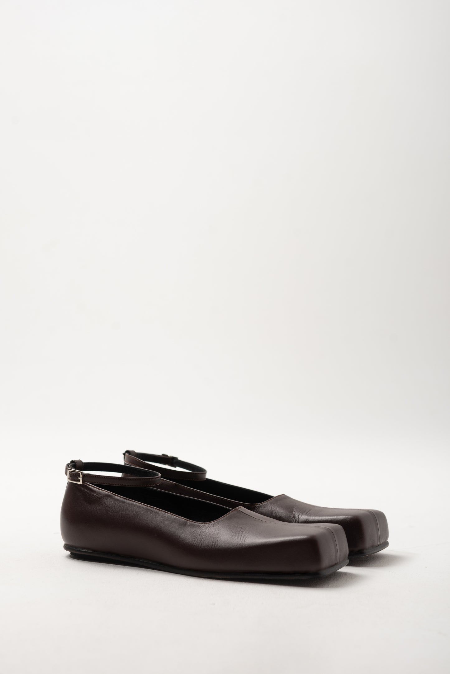 BELLA SQUARE TOE FLATS IN CHOCOLATE BROWN