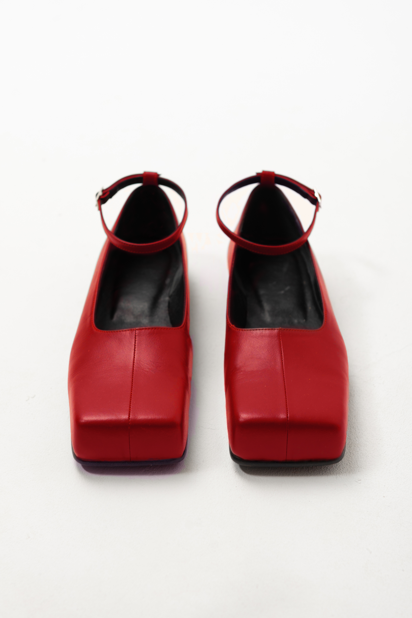 BELLA SQUARE TOE FLATS IN RED