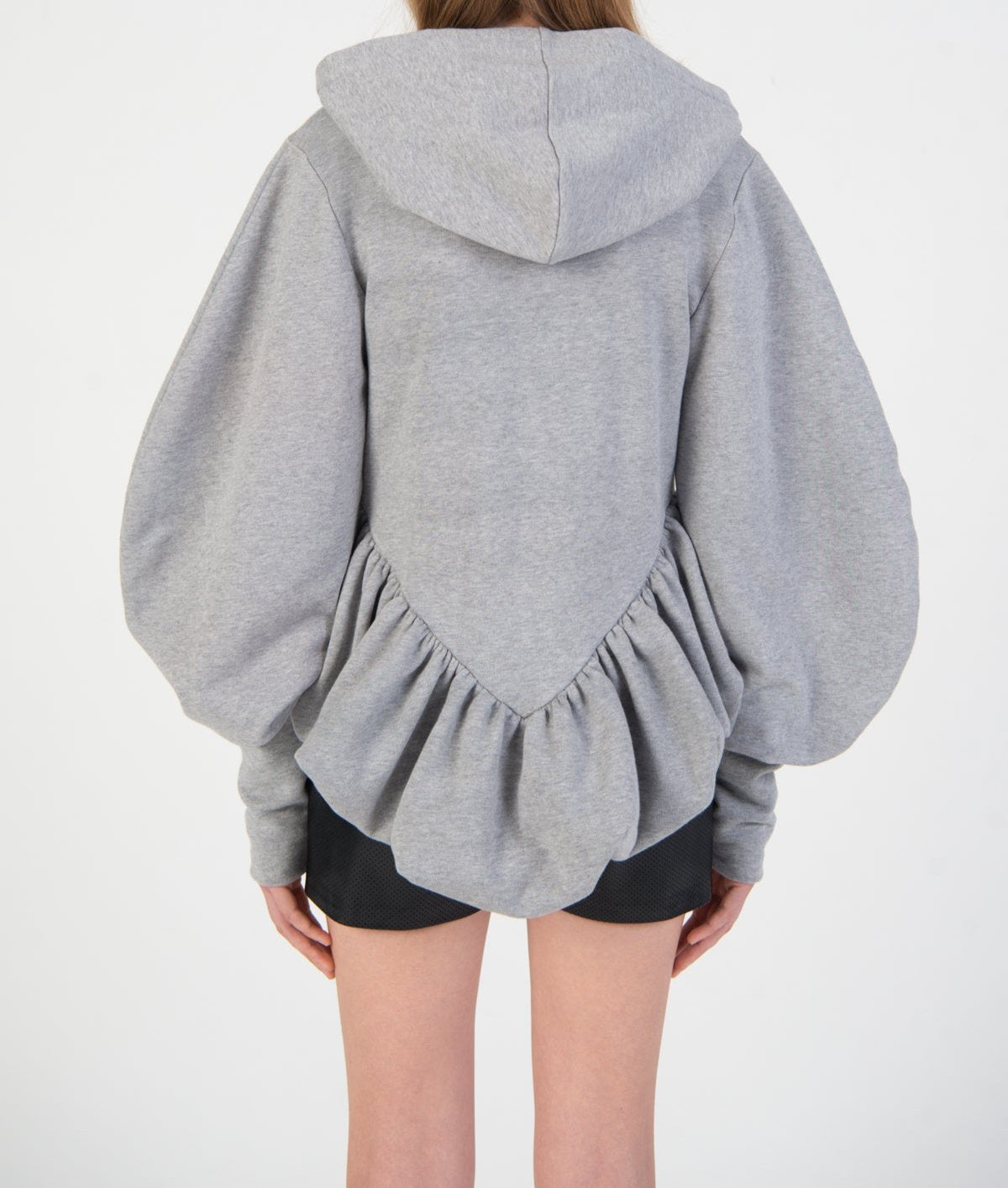 jiltu baby frill hoodie グレー IRINA CUT-OUT HOODIE IN GREY MELANGE – FIDAN NOVRUZOVA