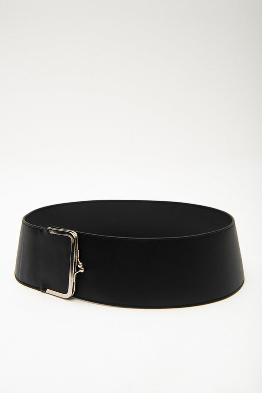 SINGLE CLASP BELT IN BLACK