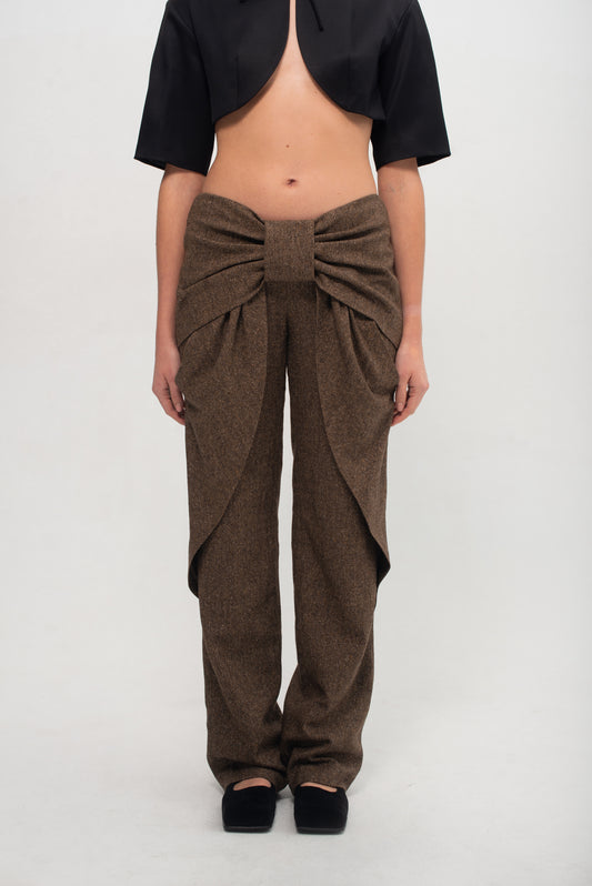 SONIA BOW WOOL TROUSERS IN BROWN BOUCLÉ