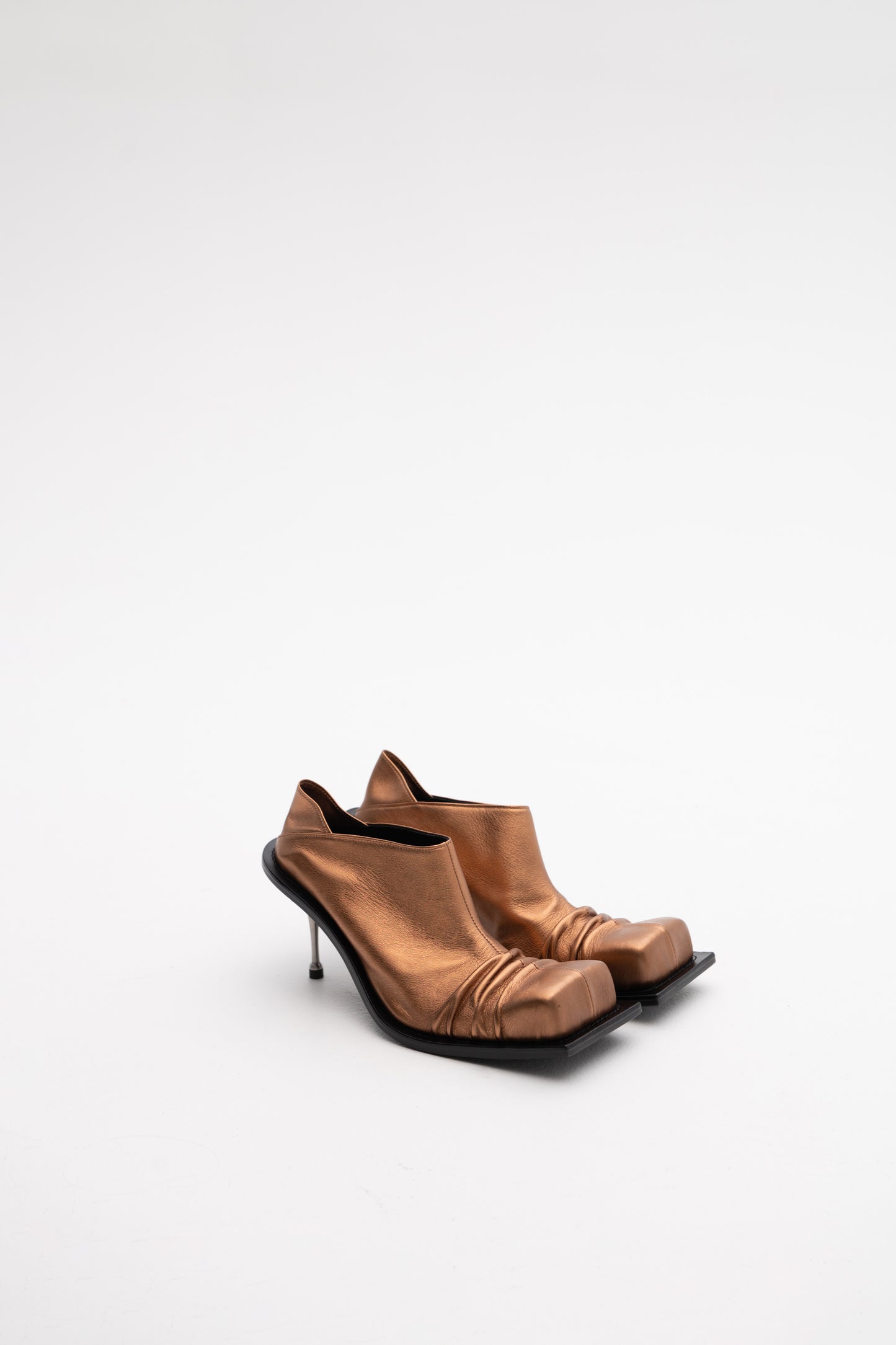 CONVERTIBLE MULE-PUMPS IN COPPER (E-STORE EXCLUSIVE)