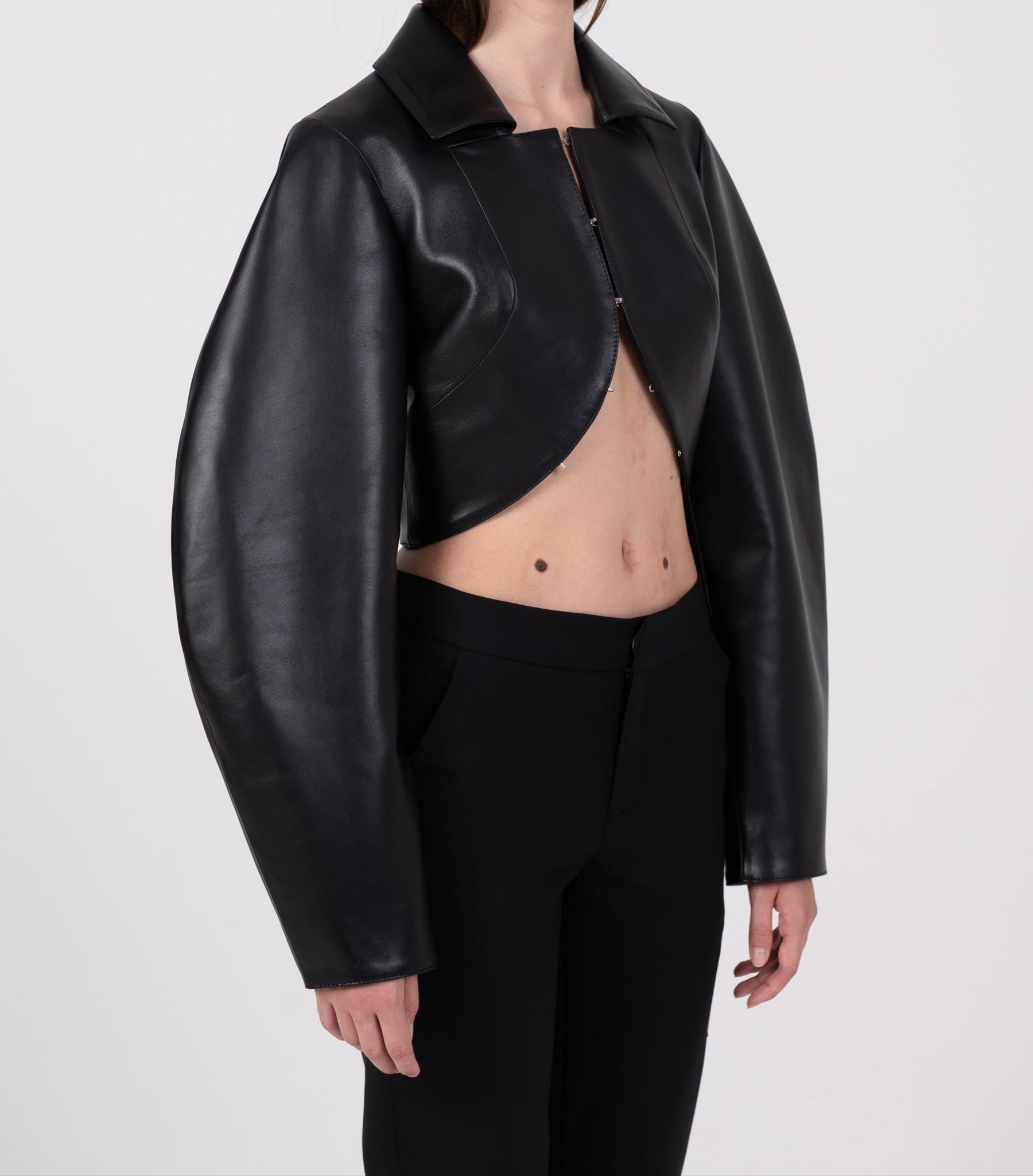 【関税込み】FIDAN NOVRUZOVA グリーン Giada ジャケット Fidan Novruzova - Giada Bow Jacket in Forest Green - GDJK03