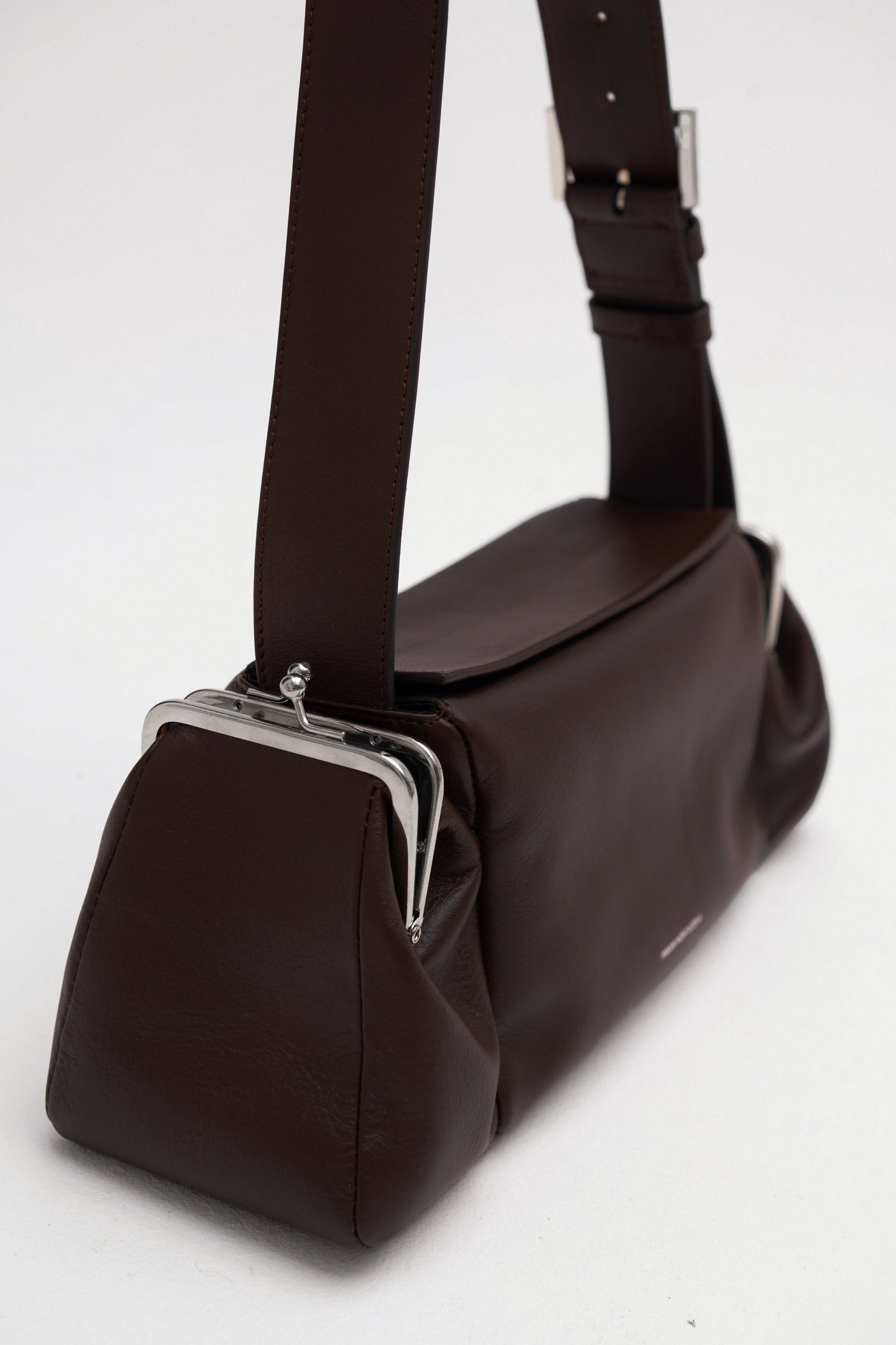 LALA LEATHER BAG IN CHOCOLATE BROWN
