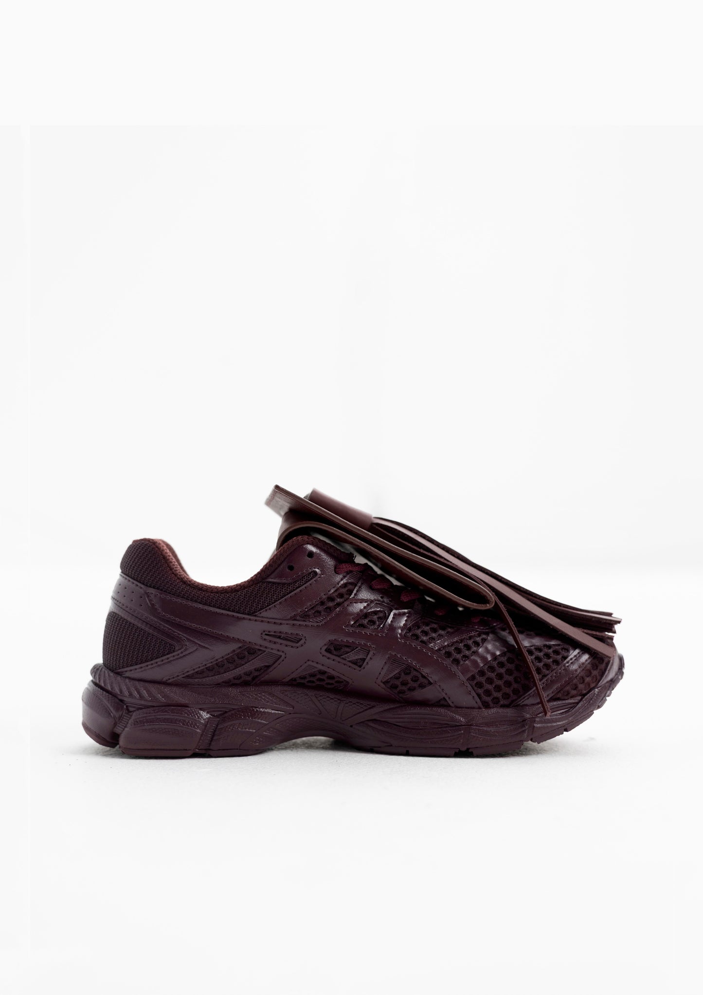 FIDAN NOVRUZOVA x ASICS GEL-CUMULUS™ 16 Dark Cherry
